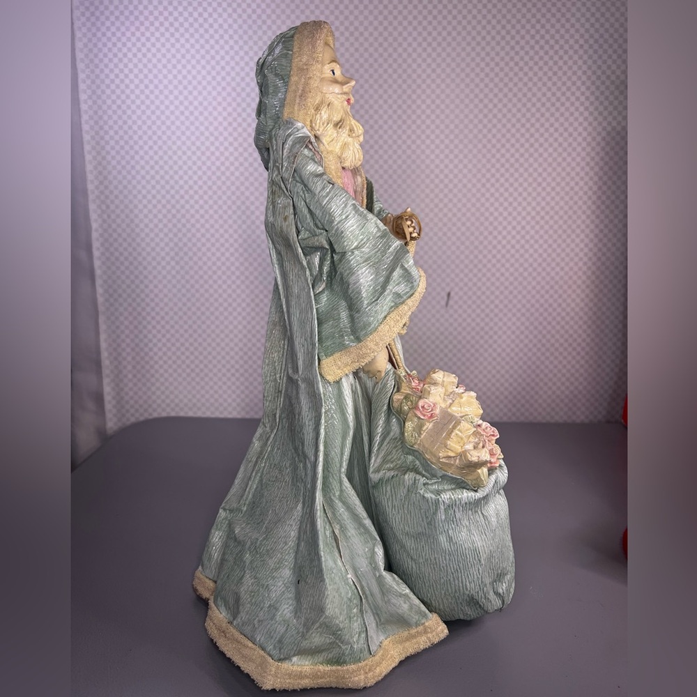 Vintage Silvestri Paper Mache Santa Clause & Gifts 16” Tree Topper - Picture 7 of 13